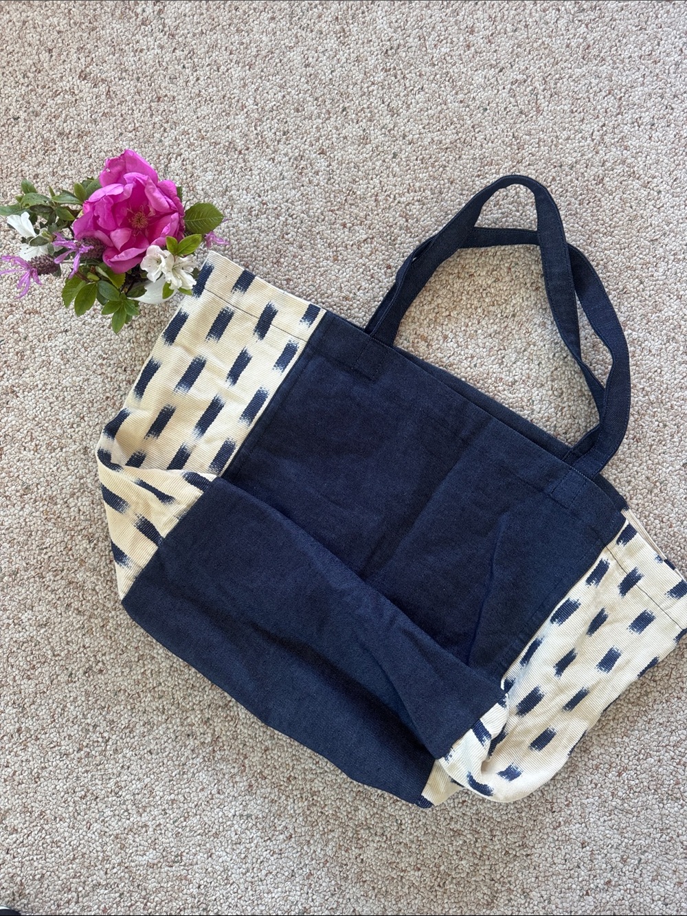 Mercado Global 
Blanca Tote - Denim Jaspe